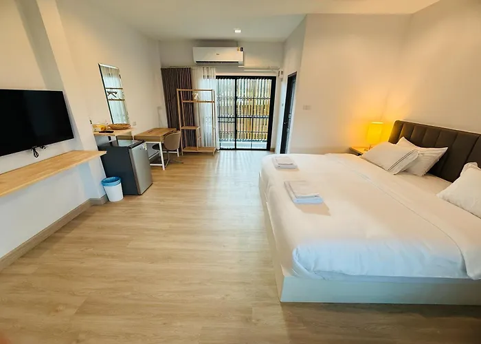 Baanrimtara Hotel Bangkok